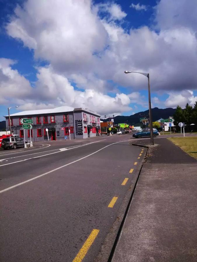 Golden Cross Hotel Waihi Buitenkant foto